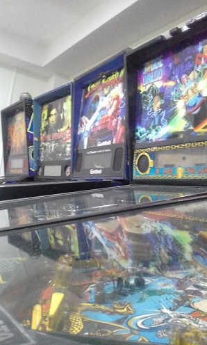 COSTARICA5PINBALLMACHINES.jpg