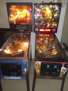 2pinballmachines.RichardBlankCostaRicaCollection.jpg